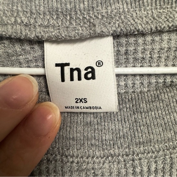 TNA grey waffle knit long sleeve shirt size XXS - Picture 4 of 6